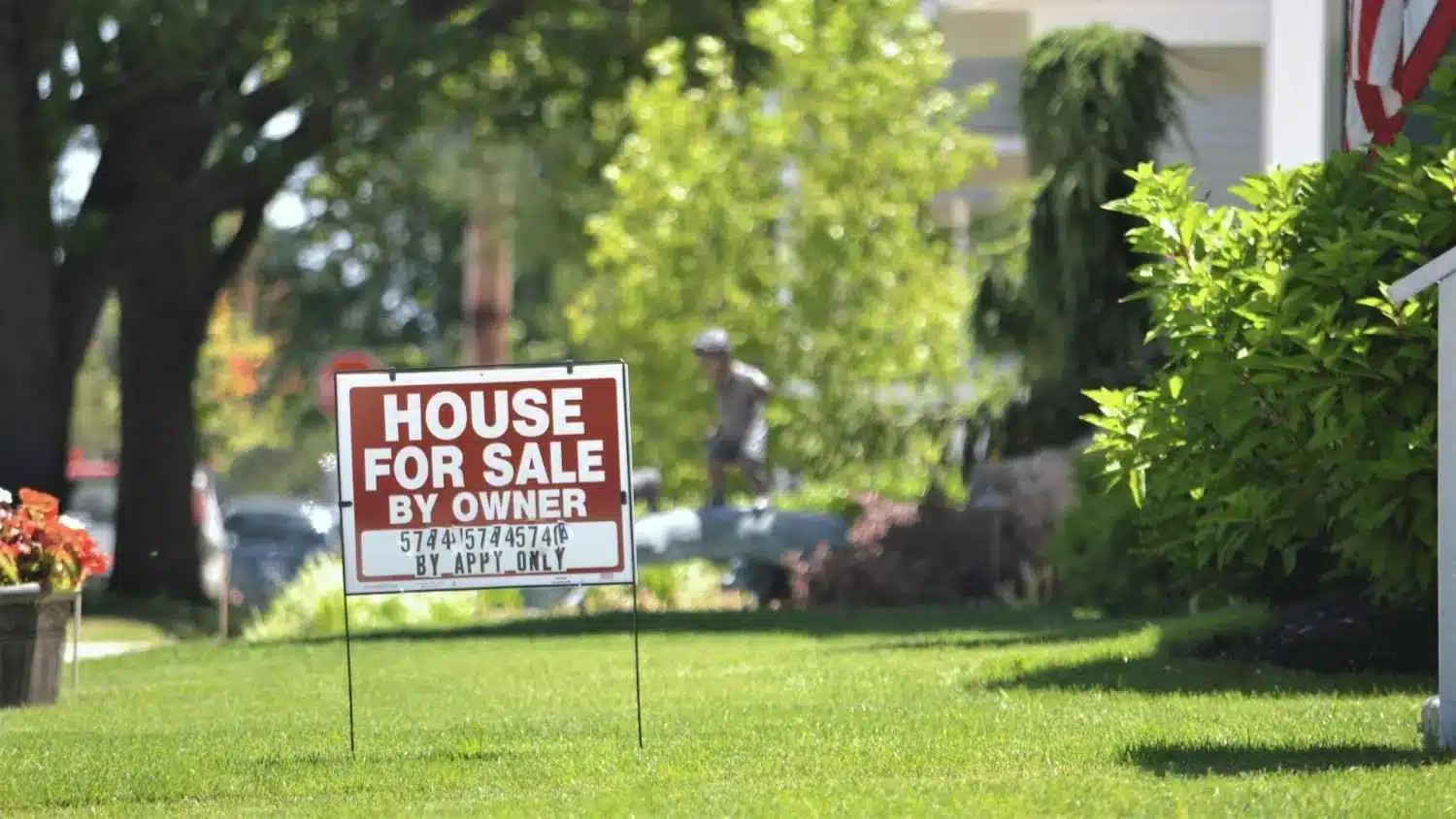 The Financial Perks of Owning a Home 1 The Financial Perks of Owning a Home